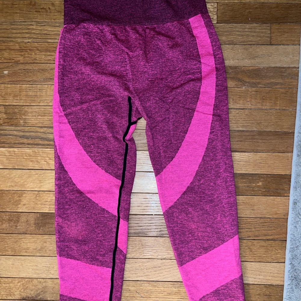 pink leggings